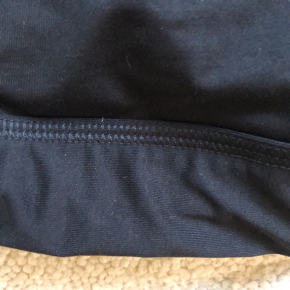 NWOT Victoria Secrets Pink Haut Court crop top Medium - Picture 11 of 15